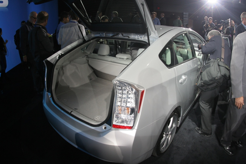 Illustration for article titled 2010 Toyota Prius: At 50 MPG, Officially Highest-Mileage Retail Vehicle